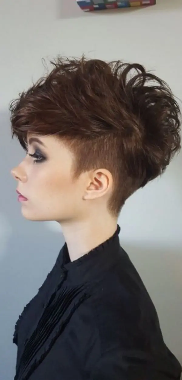 Short-Curly-Dark-Hairstyles
